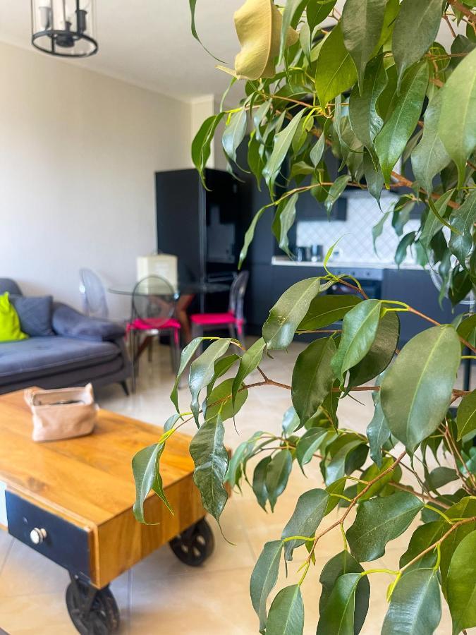 Nostalgic Sea View Apartments Durres Ngoại thất bức ảnh
