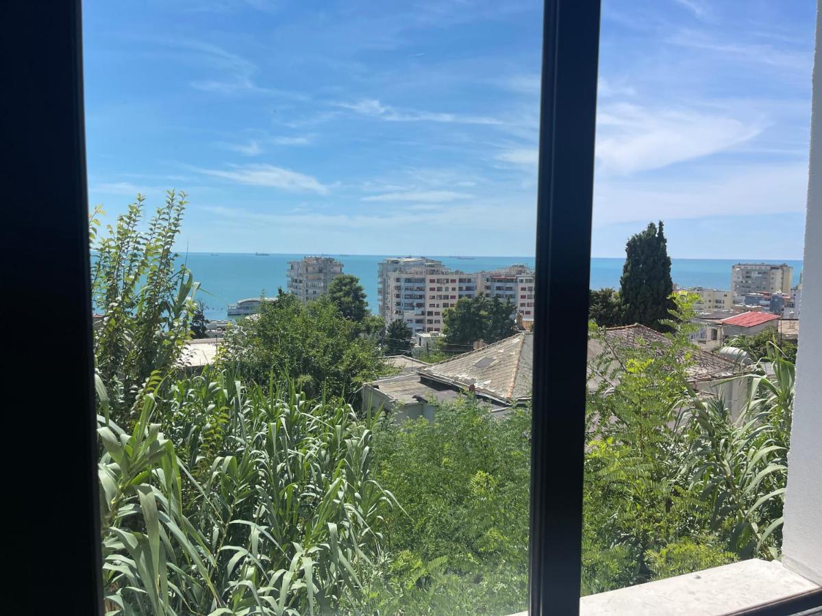 Nostalgic Sea View Apartments Durres Ngoại thất bức ảnh