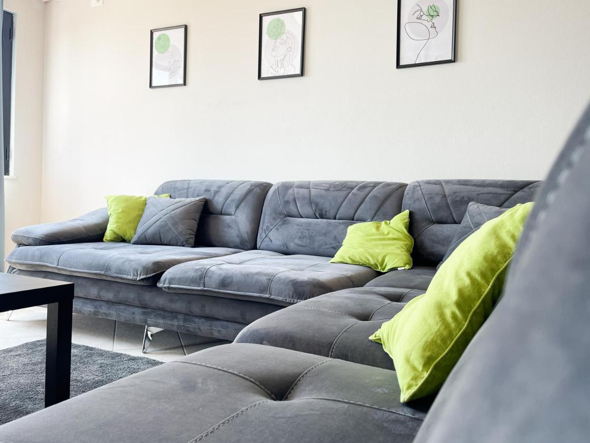 Nostalgic Sea View Apartments Durres Ngoại thất bức ảnh